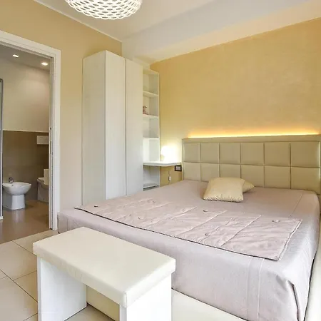 4 Bedroom Cozy In *