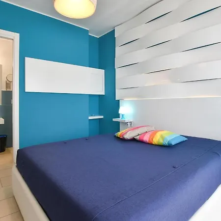 Vakantiehuis 4 Bedroom Cozy In