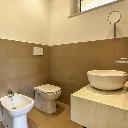 4 Bedroom Cozy In
