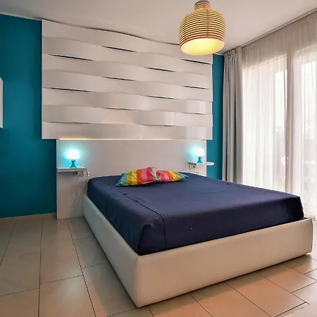 4 Bedroom Cozy In Casa de Férias *