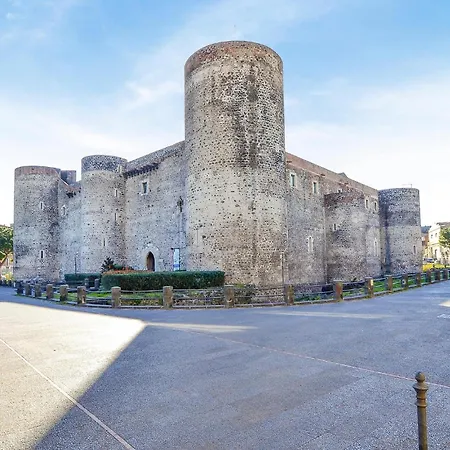 Beautiful In Feriehus Mascalucia